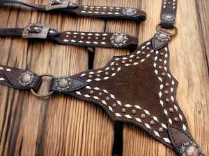 Harnais et collier de poitrine en cuir véritable style gladiateur western, durables, légers, multifonctionnels, prêts à être expédiés. - Product Image 5