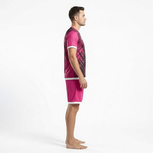 Ventes en gros de maillots de football pour hommes en polyester 100% personnalisés et bon marché, ensembles de maillots de football respirants, sublimation, service OEM pour adultes - Product Image 3