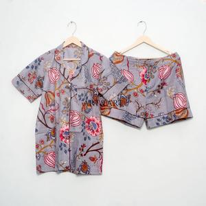 Pyjama court à fermeture boutonnée, manches courtes, personnalisé pour femmes, en modal et coton, léger et respirant, imprimé numériquement, ensemble de pyjama d'été - Product Image 3