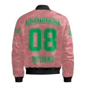 Chaqueta Bomber Rosa de Corte Regular, Marca AKA, con Cresta Verde y Estampado de 08 Pretty Girls, Chaqueta Casual Unisex con Cierre Frontal - Product Image 3