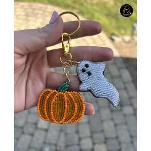 Llavero de Corazón Hecho a Mano con Cuentas, Bonito Llavero Bordado con Cuentas de Corazón Rosa, Colgante Romántico para Bolso, Regalo para Mujeres y Niñas - Product Image 5