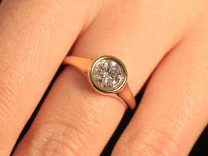 Classic Lab Grown 1.01CT Round Cut <b>Diamond</b> Bezel Set <b>Ring</b> For Unisex 14K Solid Gold Surprise Wedding Charms Jewelry For Her - Product Image 3