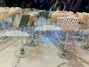 Copas de Vino Personalizadas con Forma de Concha, Copas de Martini, Regalos Personalizados para Damas de Honor, Regalos para Despedida de Soltera, Hechas a Mano, Duraderas - Product Image 4