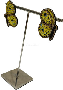 Pendientes Colgantes de Mariposa Hechos a Mano con Bordado de Cuentas de Semillas, Joyería de Lentejuelas Coloridas, Diseño Único, Accesorios de Moda Destacados - Product Image 4