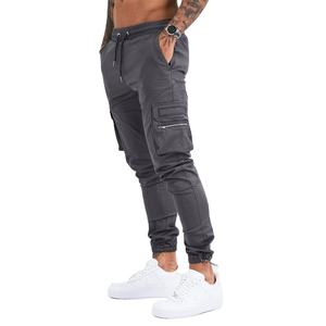 Pantalon de jogging surdimensionné pour hommes Style décontracté avec logo personnalisé Streetwear Pantalon cargo à poches cargo - Product Image 1