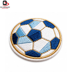 Écussons brodés professionnels 3D à coudre pour clubs sportifs, fil haute densité, finition premium, conception de logo personnalisée pour collection d'équipes - Product Image 4