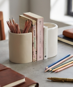 Manufacturer Wholesale Aluminum Bookend Pen Cup Design Heavy Duty Metal <b>Book</b> Holder Creative Office Decor Tabletop Organizer - Product Image 3