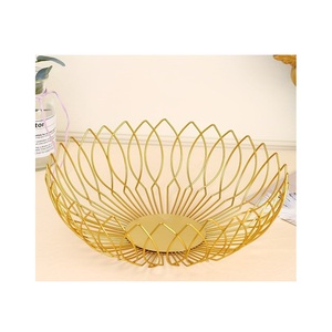 Cesta de frutas innovadora de acero, un compañero duradero para la cocina, para un almacenamiento conveniente de productos frescos y una presentación elegante en el hogar. - Product Image 6