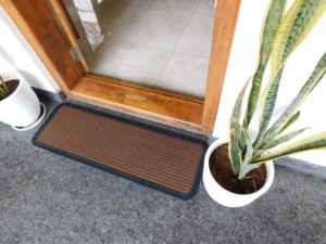 แผ่นรองกรีกี้แมท 40x120 ซม. - Product Image 1