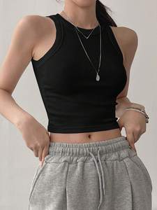 Top Corto Minimalista Negro Acanalado con Espalda Cruzada para Mujer, Camiseta Ajustada Elástica Casual sin Mangas, 100% Algodón con Parches OEM - Product Image 2