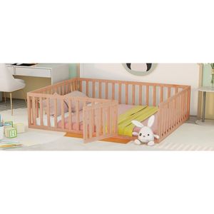 Letto a terra in legno naturale Queen Size per bambini con recinzione e porta (Vecchio SKU WF289663AAM) - Product Image 4