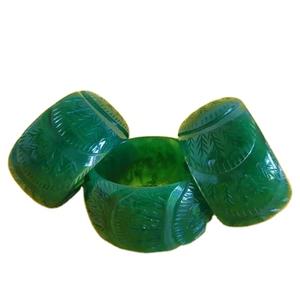 Brazalete de diseño de flores de resina a la moda al mejor precio para mujeres y niñas para ropa de fiesta a la venta por CRAFTED TREAUSRES - Product Image 1