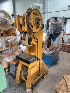 Presse mécanique / Machine de poinçonnage de type C 10 tonnes (Marque PowerMatic / Modèle PC-1) - Product Image 3