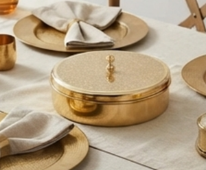 Boîte à épices ronde dorée de qualité supérieure avec couvercle sculpté et 6 compartiments pour le rangement en cuisine - Product Image 5