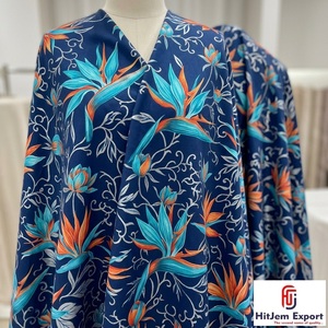 Fabricant personnalisé de tissus imprimés numériquement en polyester tendance pour vêtements de mode et confections haut de gamme - Product Image 1