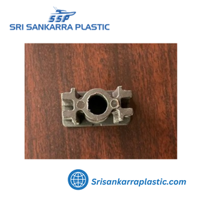 Extremos de tubo roscados de plástico para tubos cuadrados - Product Image 3