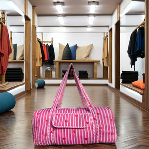 Sac de voyage sportif élégant et portable, imprimé à la main avec des motifs floraux, matelassé à la machine, léger, grande capacité, pour le week-end - Product Image 3