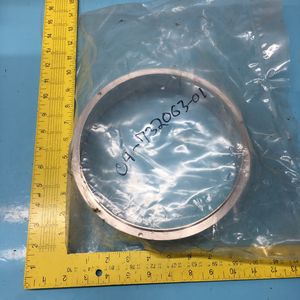 NOVELLUS 04-732063-01 ESC WT NOTCH CLAMP, 164014 - Equipo y piezas de semiconductores de confianza de la marca global Trusted Global Legacy - Product Image 3