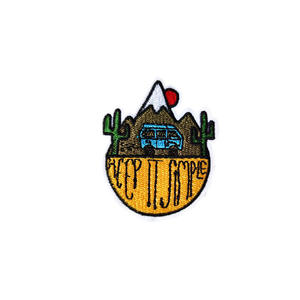 Patch brodé DIY thermocollant, autocollant personnalisé avec logo, badge auto-agrippant Velcro, patch 3D gonflé à repasser pour vêtements et chapeaux - Product Image 1