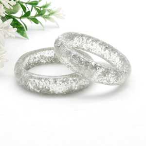 Bracelet en résine avec fleurs pressées |   Bracelet transparent épais |   Cadeau de bijoux botaniques |   Bracelets en résine avec fleurs séchées véritables - Product Image 3