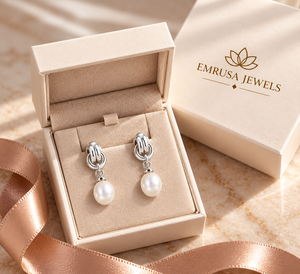 Pendientes de Plata de Ley 925 con Nudo de Amor y Perla, Regalo de Boda Moderno, Diseño de Joyería Clásica y Elegante - Product Image 5