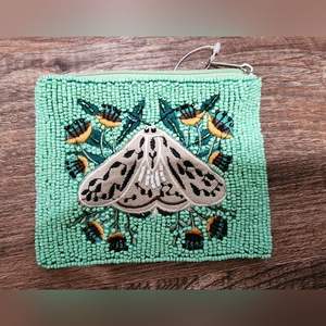 Monedero de cuentas hecho a mano, bolsa rosa espeluznante, monedero de cuentas de semillas hecho a mano para Halloween, multicolor con colores personalizables - Product Image 4