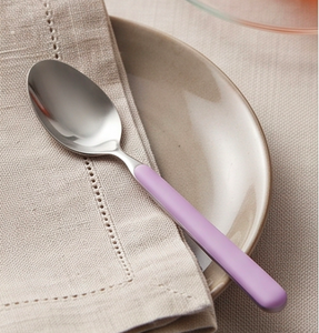 Ensemble de couverts modernes en acier inoxydable avec manche en résine rose, passe au lave-vaisselle, pour mariage et repas. - Product Image 5