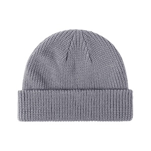 Bonnet d'hiver vert de haute qualité Bonnet en cachemire tricoté avec motif imprimé de logo brodé pour la plage et les voyages - Product Image 3