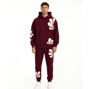 Trajes Deportivos Personalizados con Bordado Chenille, Tela Suave, Ropa de Moda, Ajuste Cómodo - Product Image 1