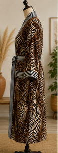 Bata Kimono con Estampado de Leopardo para Mujer, 100% Algodón Tejido, Cuello en V, con Cinturón, Larga, Mangas Largas, Lavable a Máquina, Ropa de Estar por Casa para Verano - Product Image 3