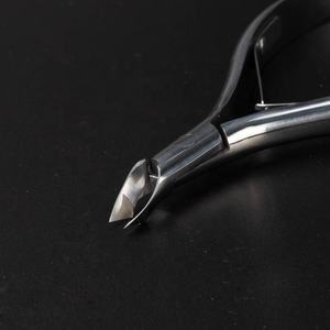 Coupe-ongles professionnel de qualité salon avec poignée antidérapante, outil en acier inoxydable durable pour les soins des ongles des doigts et des orteils - Product Image 4
