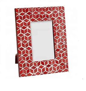 Handcrafted <b>Vintage</b> Design Rectangular Wooden <b>Frames</b> With Sticker Print Of Cubes in Red Color For Home Hotel And Restaurant - Product Image 1