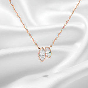 Collier pendentif de fiançailles tendance en argent sterling 925 avec deux pierres en zircon taille marquise serties clos, style Toi et Moi, pour femme, cadeau - Product Image 5