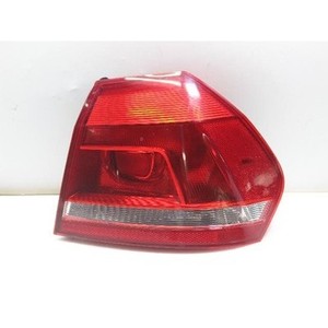 Luz Trasera Derecha Usada para Passat 561945096G - Product Image 1