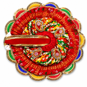 ชุดเดรส Laddu Gopal Poshak สีแดงหลากสี ดีไซน์เนอร์ พร้อมงานปักลูกไม้สีทองประดับด้วยหิน ผ้าจอร์เจตต์ถักเนื้อหนา 9 นิ้ว - Product Image 3