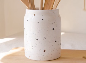 Porte-ustensiles en céramique moderne moucheté, finition polie, base lourde, résistant à la chaleur, organisateur de comptoir de cuisine, rangement élégant - Product Image 2