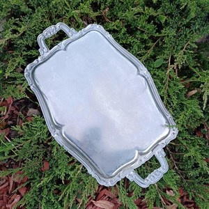 Plateau de service décoratif en métal argenté écologique, idéal pour les mariages, le thé et le café, disponible - Product Image 2