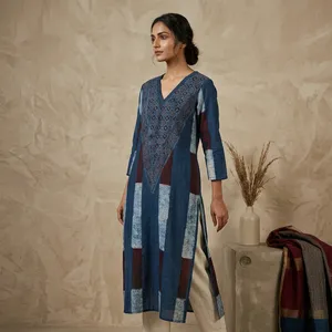 Women <b>Blue</b> S Silk Hand Embroidered Kurti V Neck Three Quarter Sleeve Straight Fit Ethnic <b>Tunic</b> Elegant Traditional Casual Wear - Product Image 4