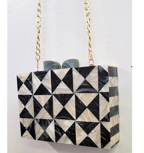 Elegante Bolso de Resina para Bodas y Fiestas, Cartera de Dama con Asa de Perlas Glamorosa para Vestidos de Noche - Product Image 3