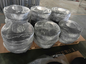 Contenedor de Basura Metálico Cilíndrico Resistente para Exteriores HD MECHANICAL VIETNAM, con Tapa Abierta y Listones, para Uso Público en Parques y Calles - Product Image 6