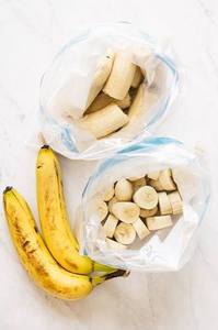 IQF Frozen Banana Slices Premium Quality Wholesale Vietnam Supplier - Product Image 3
