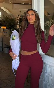 Ensemble de yoga deux pièces bordeaux pour femme, legging taille haute, crop top à manches trois quarts, grande taille, vêtements de sport extensibles - Product Image 6