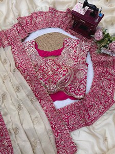 Sari en soie Reglance Royal Rangoli avec broderie lourde en fil et sequins, et chemisier assorti richement orné, pour occasions spéciales, séchage rapide - Product Image 3