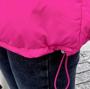 Chaqueta Acolchada Rosa con Capucha y Cierre de Botones, Cortavientos, Informal de Invierno, Corte Regular, Unisex, Relleno de Poliéster, Color Sólido - Product Image 6