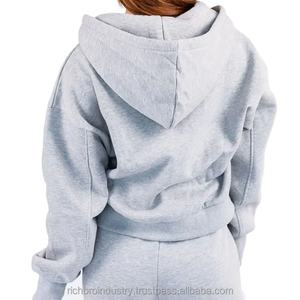 Vente en gros de sweat-shirt imprimé en 3D, surdimensionné et personnalisé, sweat à capuche en coton, molleton lourd, décoration unique pour badge et trou pour femme - Product Image 3