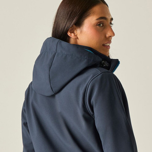 Chaqueta Softshell con Capucha para Mujer, Casual, Resistente al Agua, con Cierre Completo, Bolsillos Utilitarios, Ligera y de Alto Rendimiento - Product Image 4