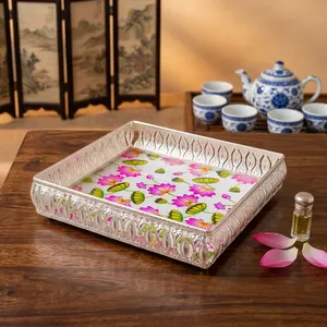 Bandeja de Servir Metálica con Diseño de Loto y Acabado Plateado, Bandeja Decorativa Cuadrada para Servir Aperitivos, Frutos Secos, Té y Regalos - Product Image 6