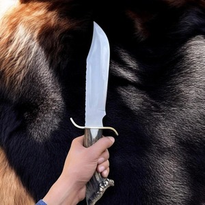 Cuchillo Bowie Hecho a Mano con Hoja de Acero al Carbono, Mango de Cuerno y Funda de Cuero, Cuchillo para Exteriores - Product Image 1