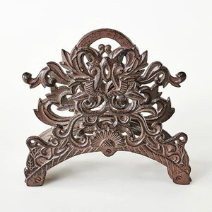 Support mural stable en fer pour tuyau d'arrosage, idéal pour les travaux de jardinage quotidiens, offrant un rangement fiable et ordonné du tuyau. - Product Image 2