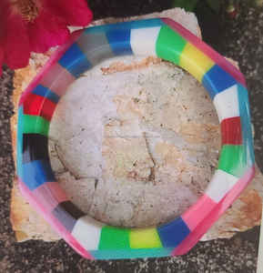 Artisanat en résine de style ange vintage fabriqué à la main pour femmes bouton de manchette et bracelet personnalisés haut de gamme fabriqués à la main d'Inde - Product Image 2